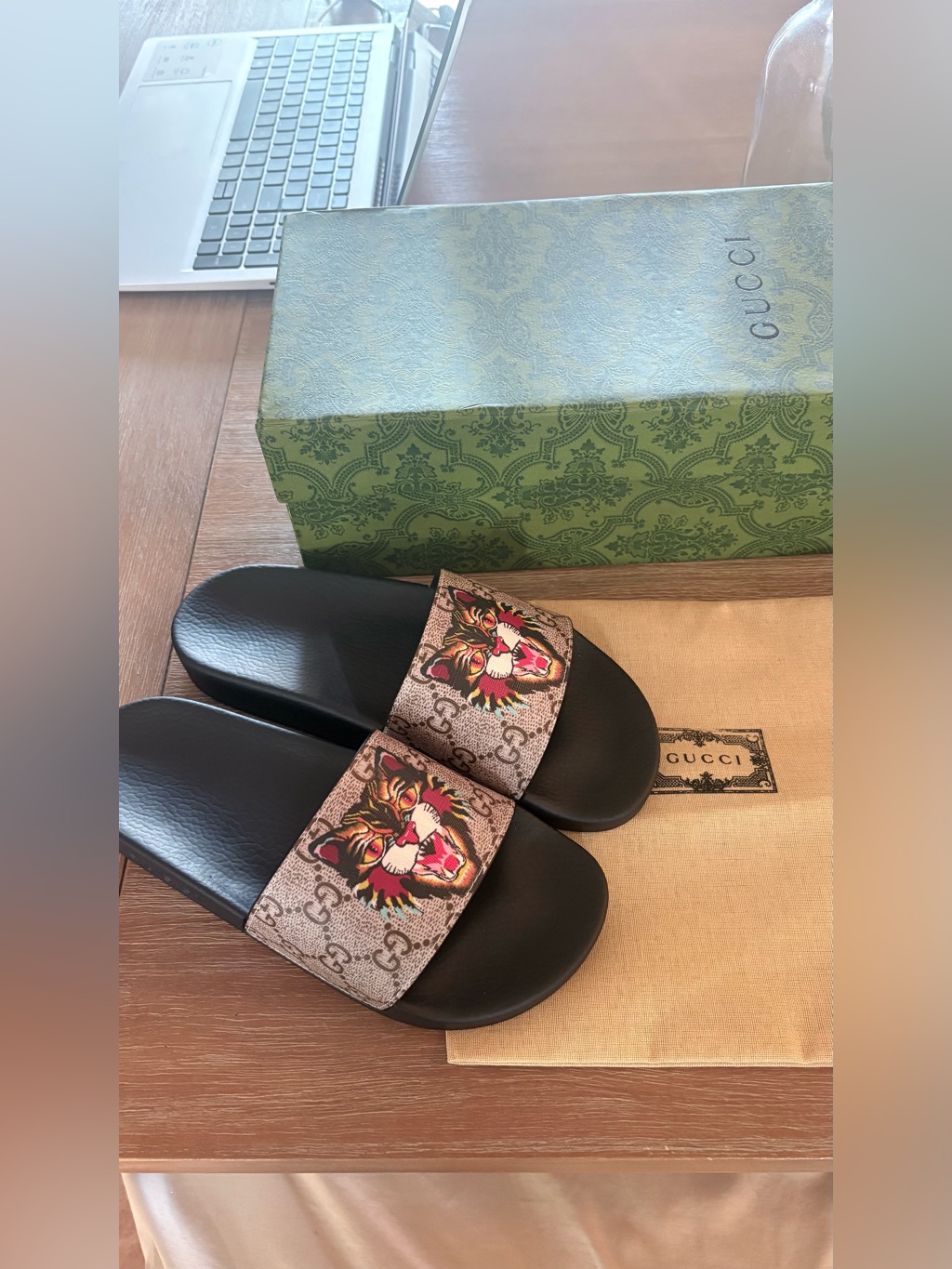 Fashion Gg Black Slides With Beige Strap And Multicolor Tiger Motif Read